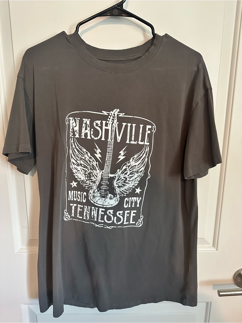SHEIN Gray Nashville Tennessee Graphic Tee